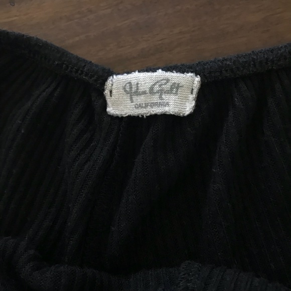 john gault black flowy shorts🖤 - Picture 6 of 6